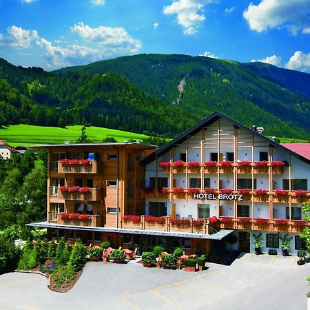 Hotel Broetz Rasùn di Sotto Buitenkant foto