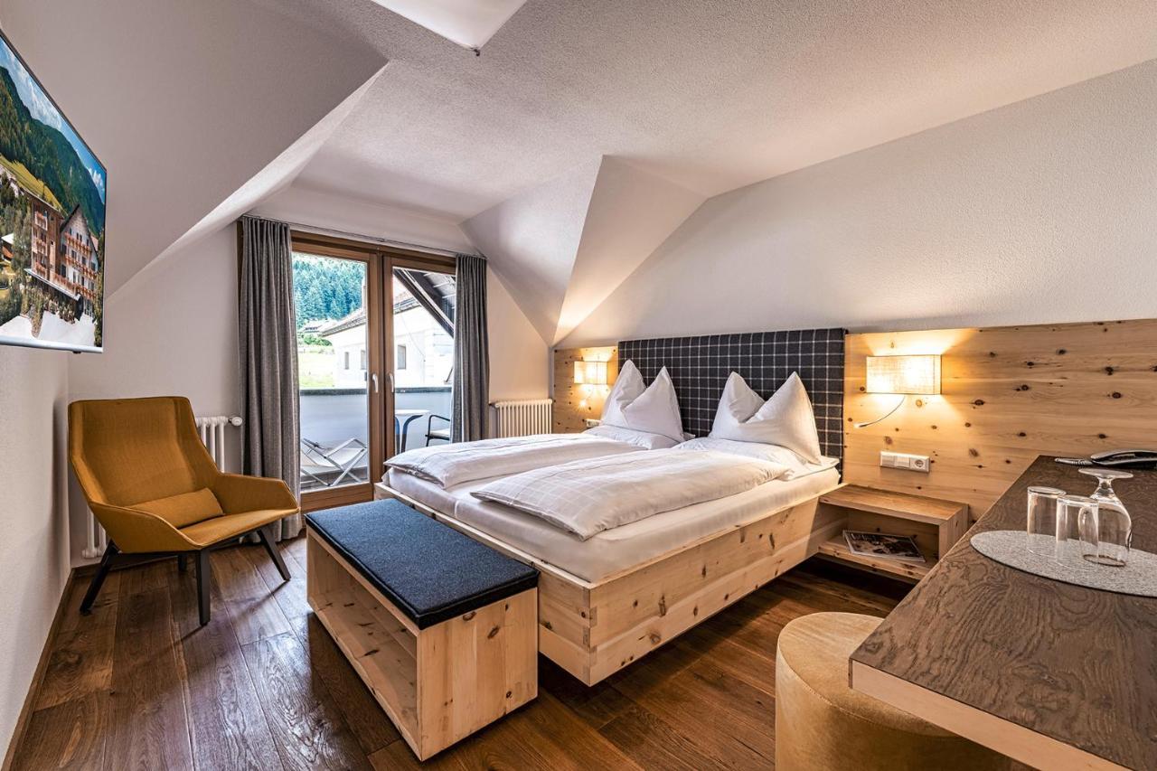 Hotel Broetz Rasùn di Sotto Buitenkant foto