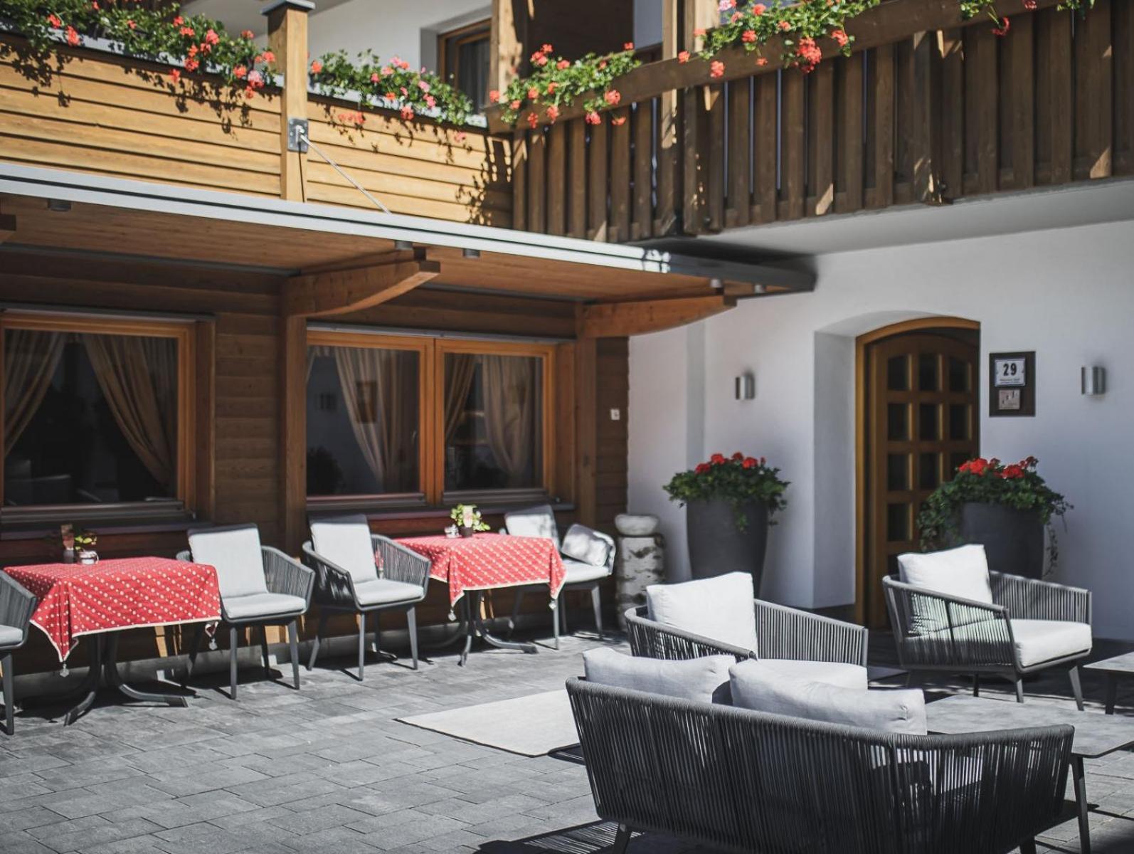 Hotel Broetz Rasùn di Sotto Buitenkant foto