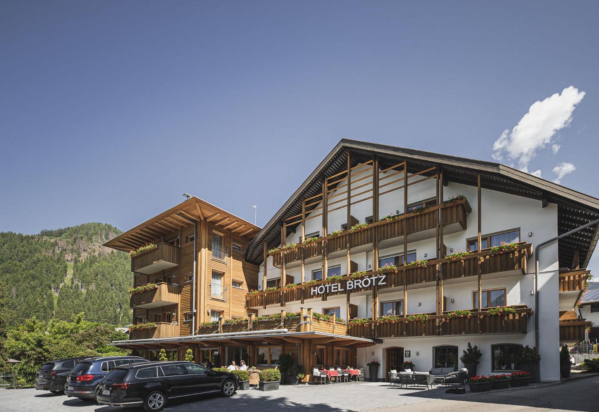 Hotel Broetz Rasùn di Sotto Buitenkant foto