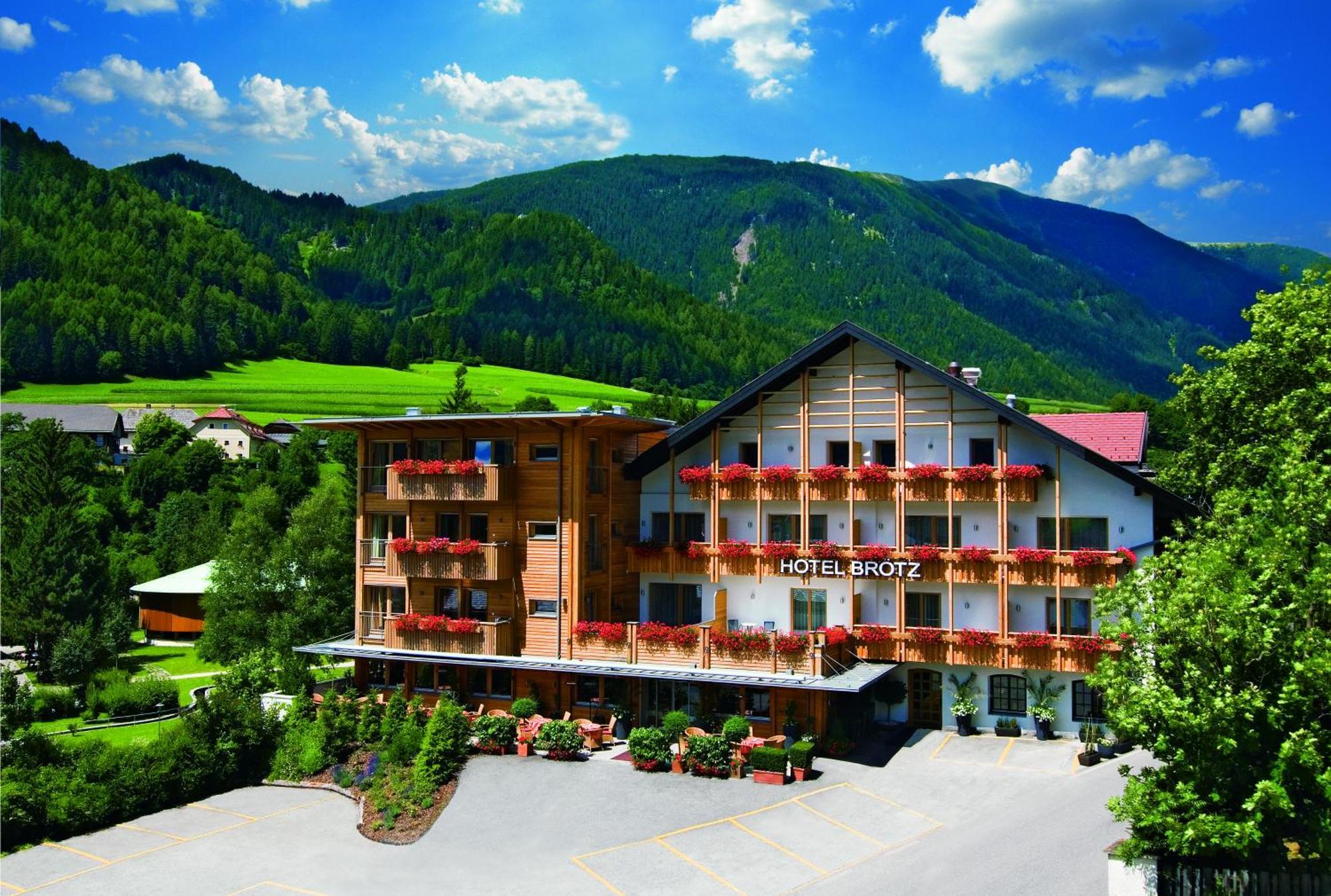 Hotel Broetz Rasùn di Sotto Buitenkant foto